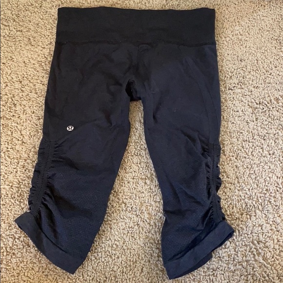 lululemon athletica Pants - Cropped Lululemon leggings